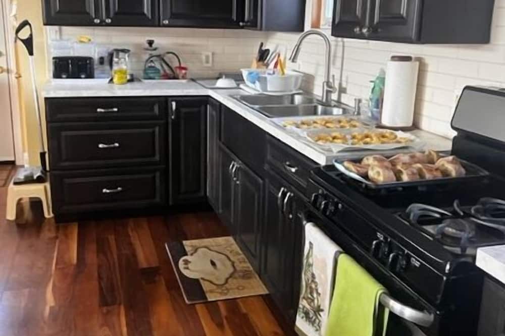 Photo of Kitchen in Arden