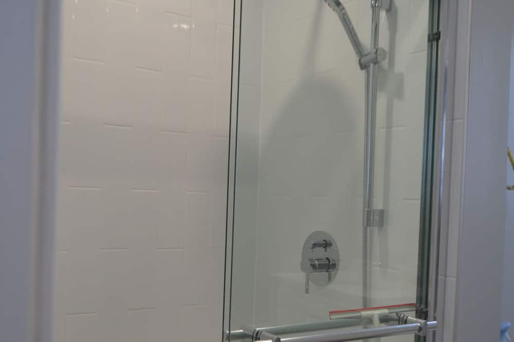 Photo of Bathroom in Killaloe
