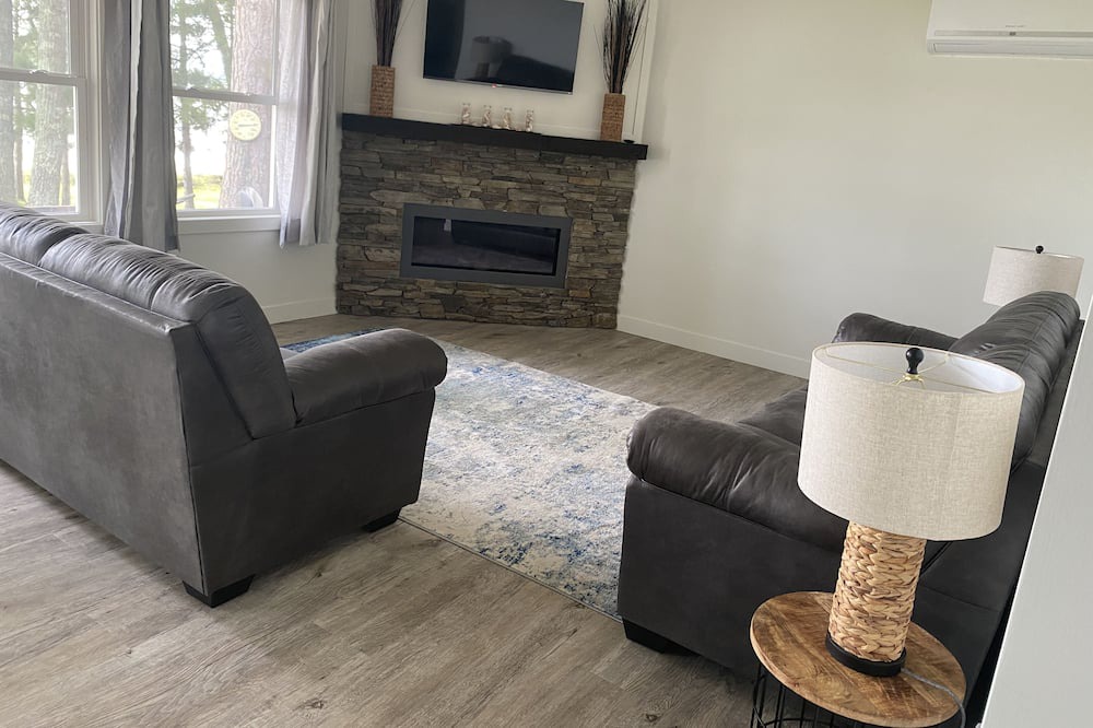 Photo of Livingroom in McGregor