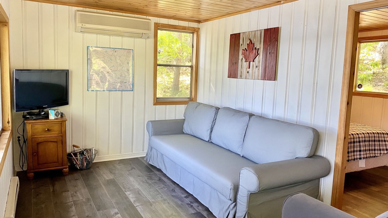Photo of Livingroom in Muskoka Lakes