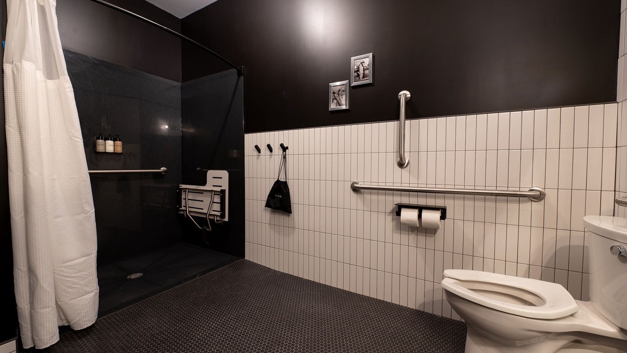 Photo of Bathroom in City Center