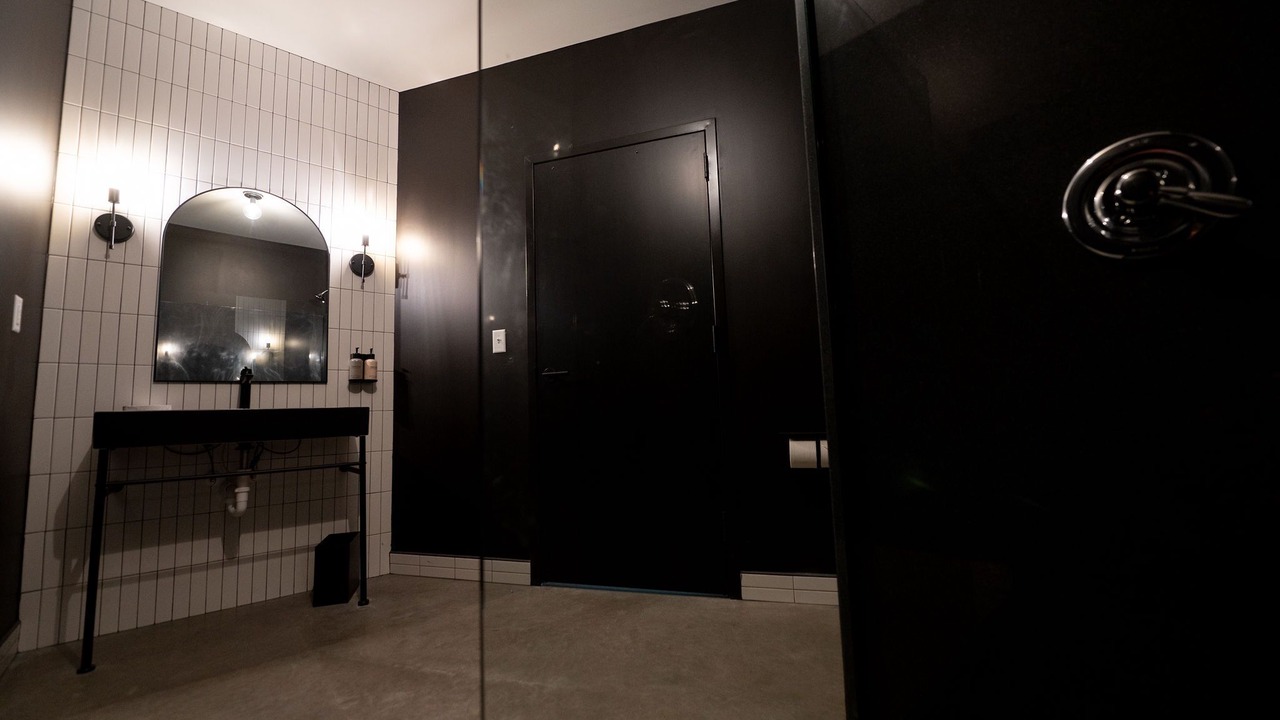 Photo of Bathroom in City Center