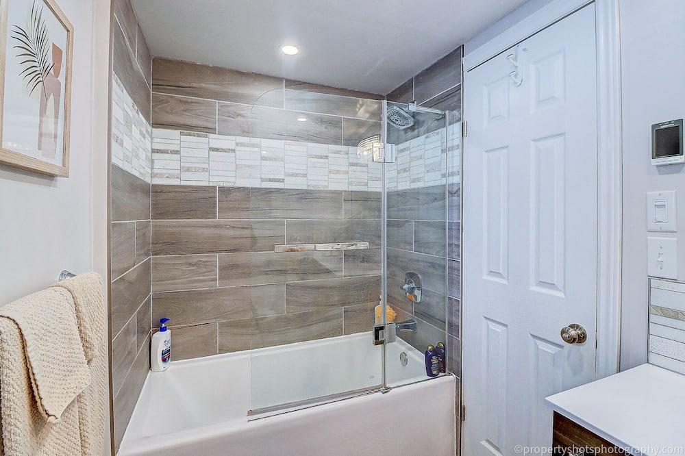 Photo of Bathroom in Valentia
