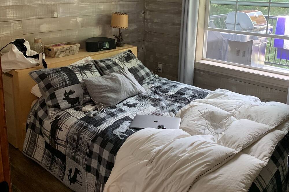 Photo of Bedroom in Dysart et al