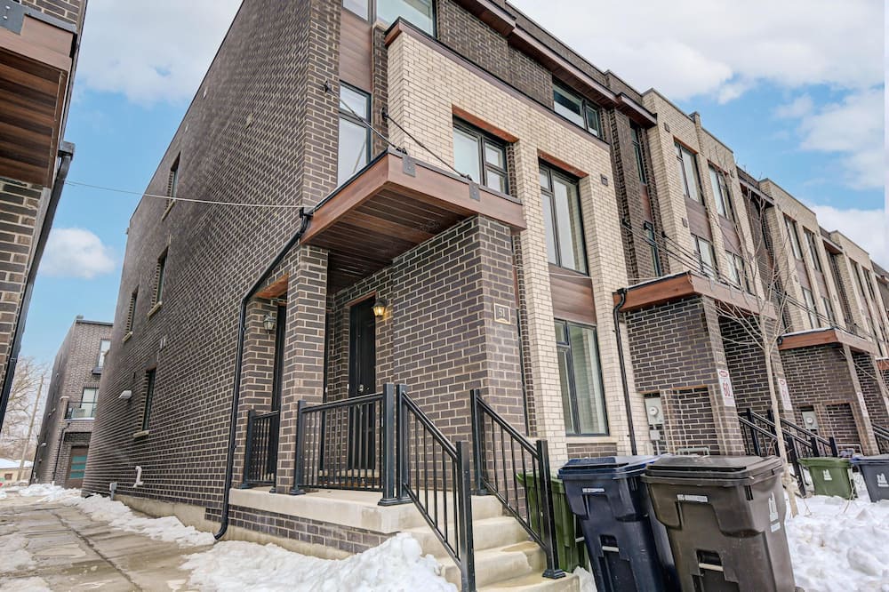 Photo of Outdoor in North York