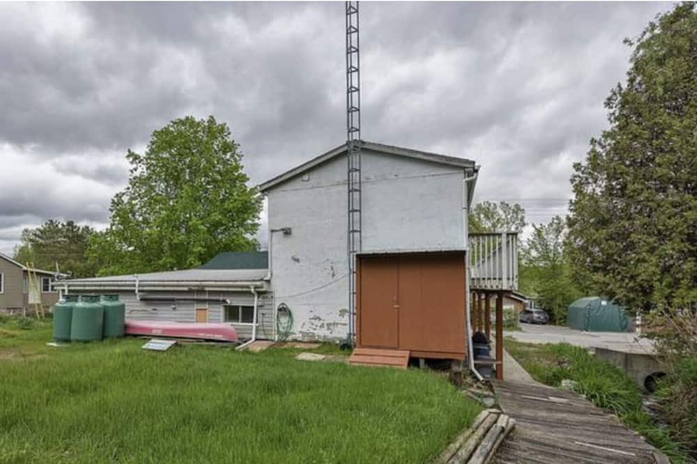 Photo of Outdoor in Central Frontenac