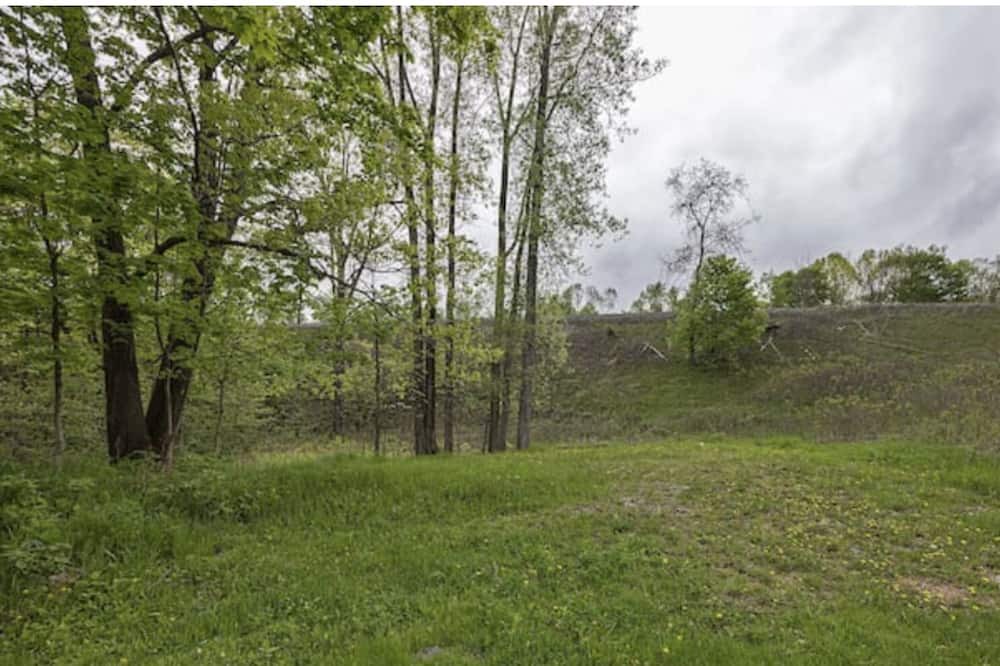 Photo of Outdoor in Central Frontenac