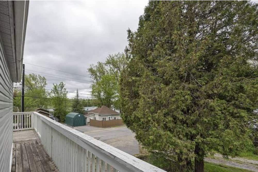 Photo of Outdoor in Central Frontenac