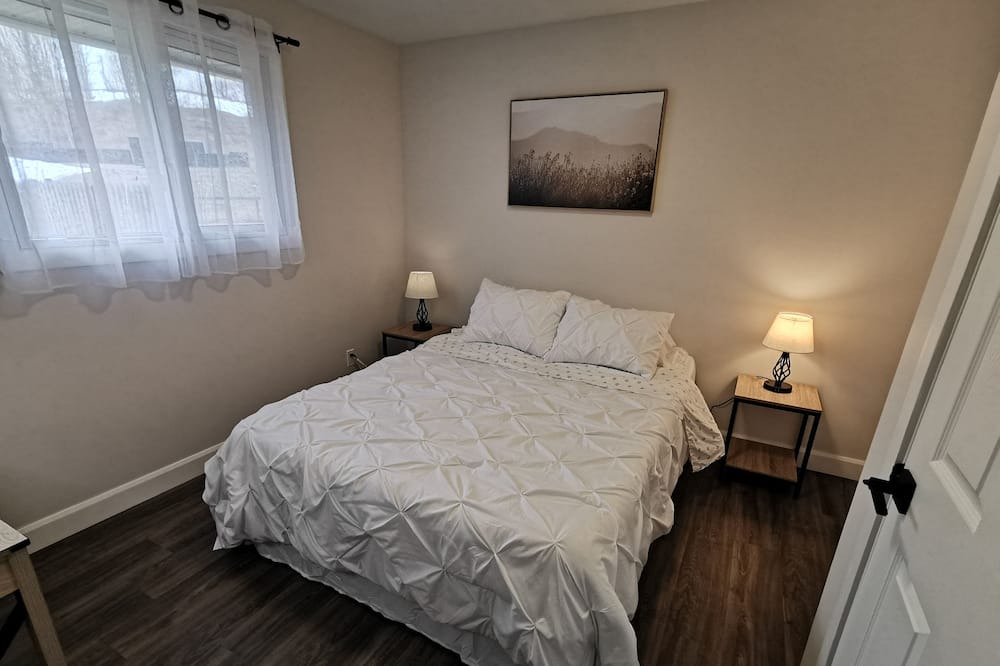 Photo of Bedroom in Paisley