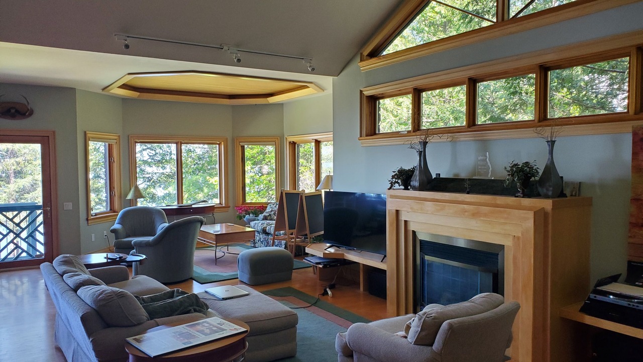 Photo of Livingroom in Arnprior