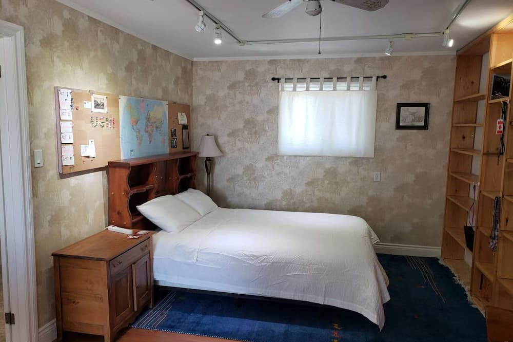 Photo of Bedroom in Otonabee-South Monaghan