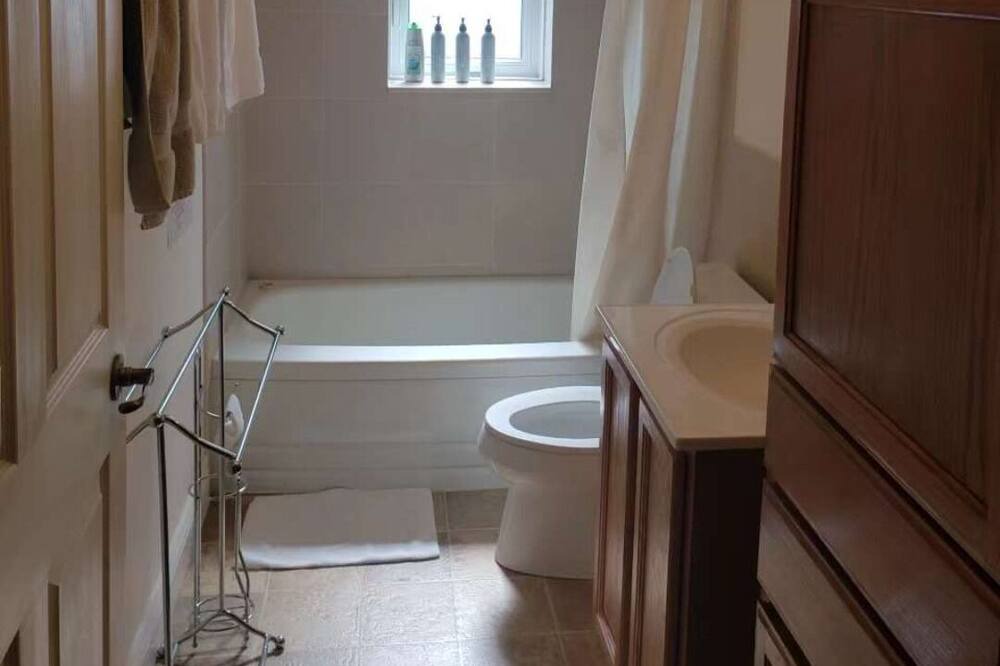 Photo of Bathroom in Otonabee-South Monaghan
