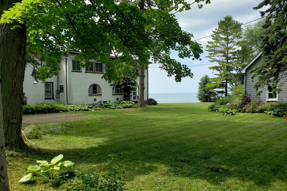 Photo of Outdoor in Cobourg