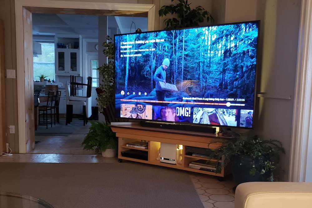 Photo of Livingroom in Cobourg