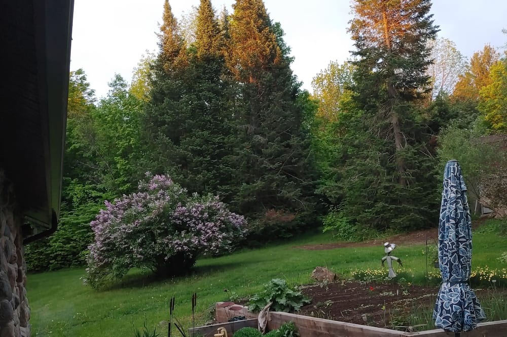 Photo of Patio Balcony in Hastings Highlands
