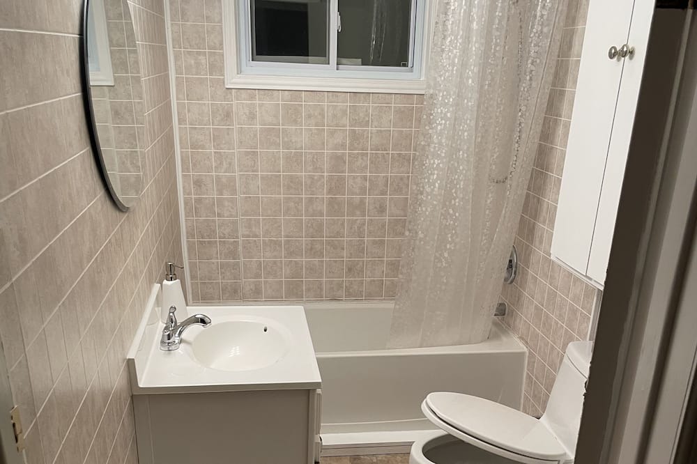 Photo of Bathroom in Courtice