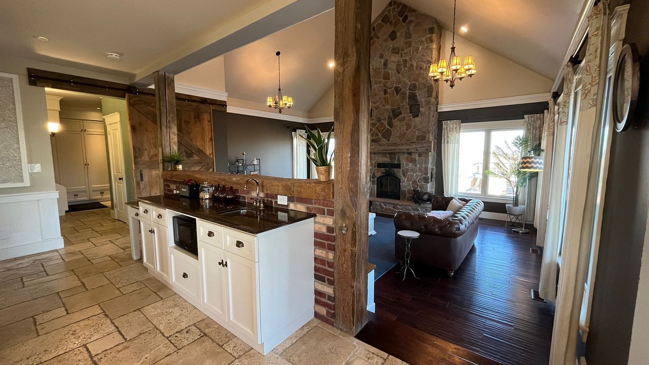 Photo of Kitchen in Caledon