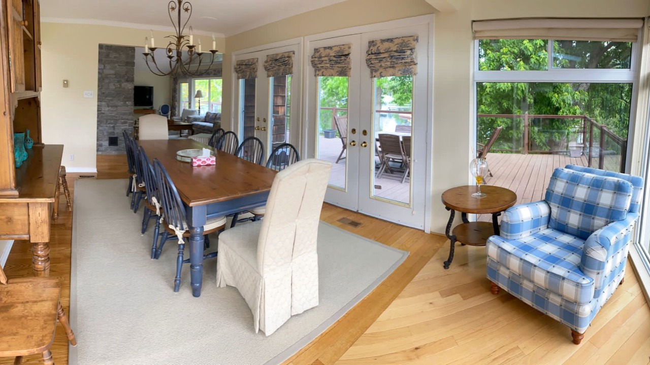 Photo of Livingroom in Lagoon City