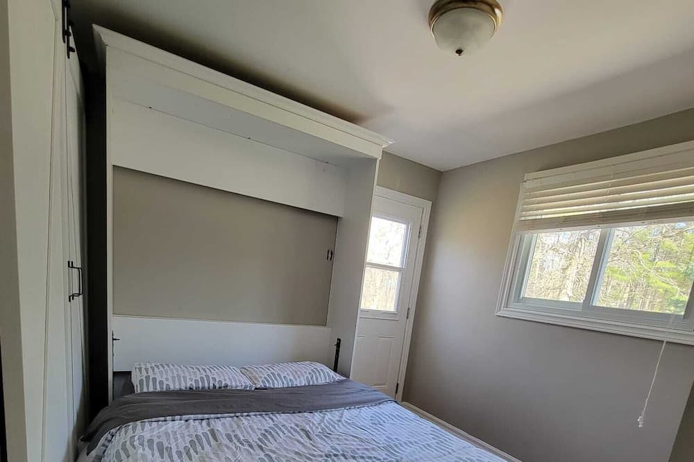 Photo of Bedroom in Washago