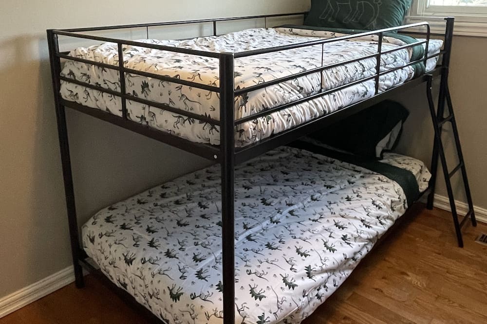 Photo of Bedroom in Washago