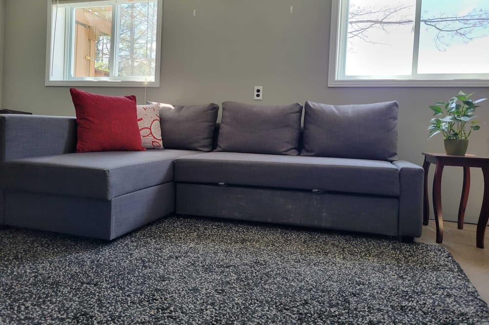 Photo of Livingroom in Washago