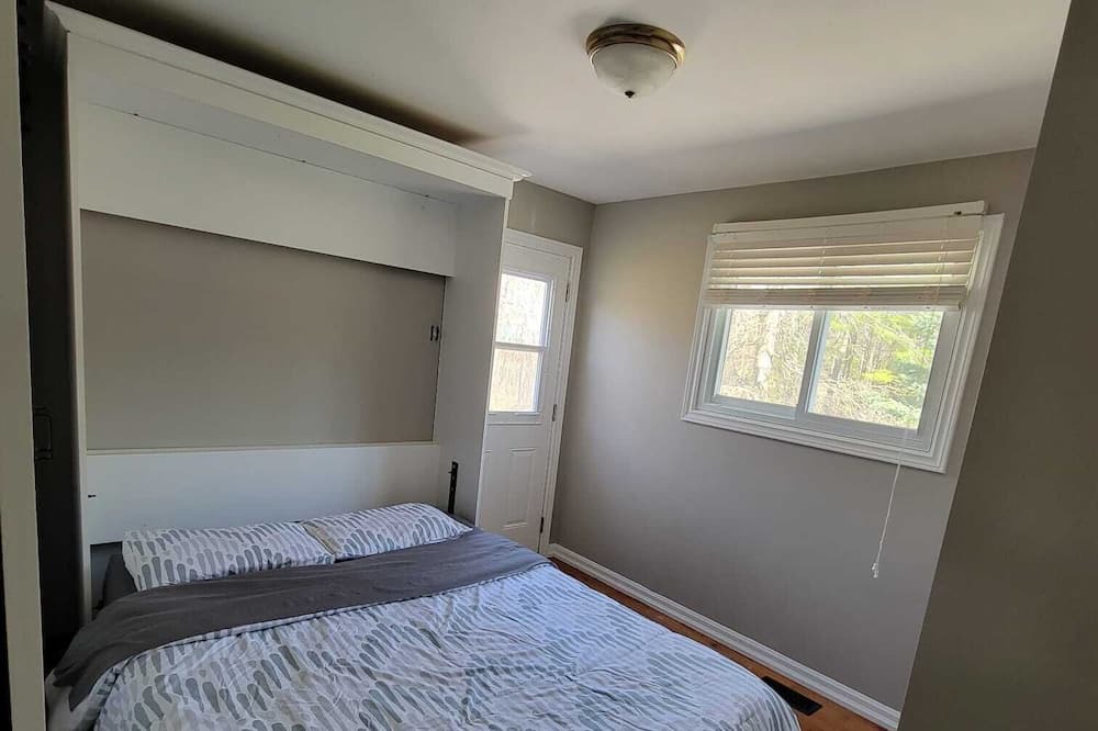 Photo of Bedroom in Washago