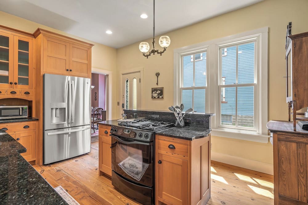 Photo of Kitchen in West Seventh