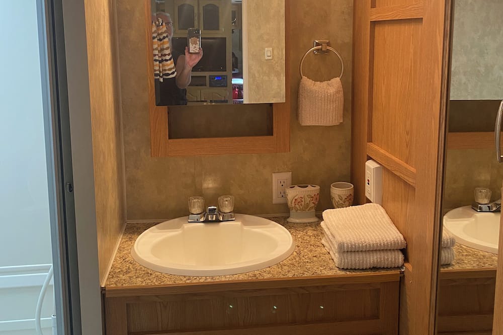 Photo of Bathroom in Horton