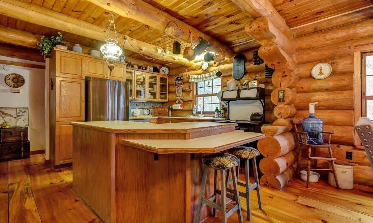 Photo of Kitchen in Lyndhurst