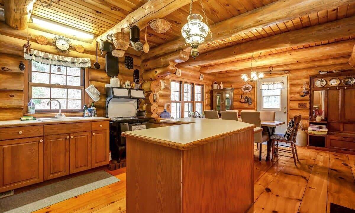 Photo of Kitchen in Lyndhurst