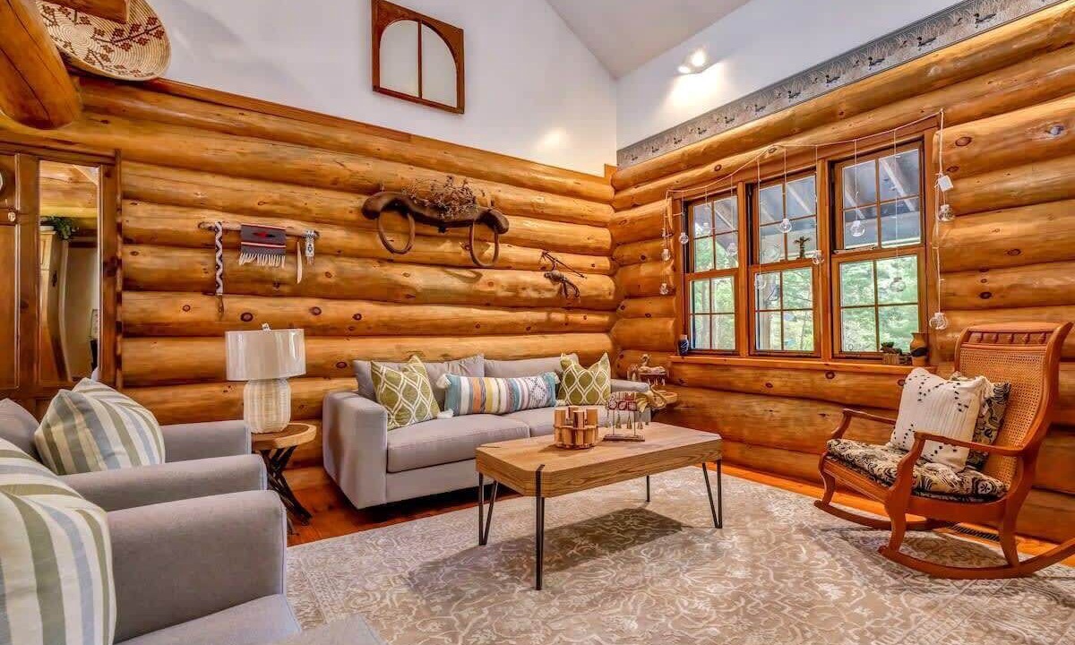 Photo of Livingroom in Lyndhurst