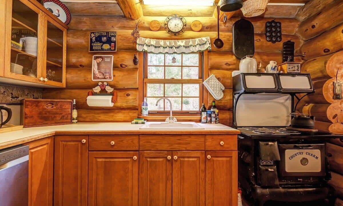 Photo of Kitchen in Lyndhurst