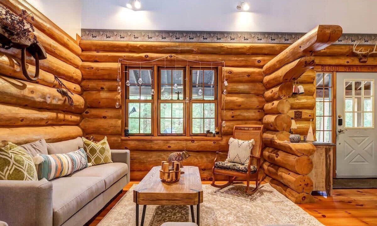 Photo of Livingroom in Lyndhurst