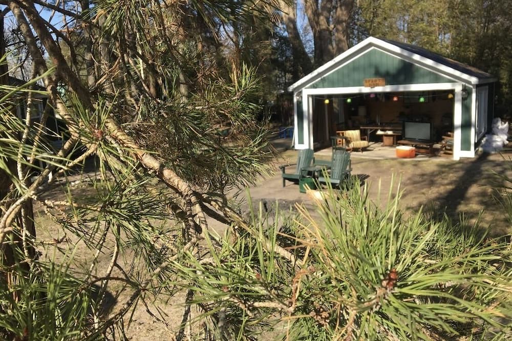 Photo of Outdoor in Long Point
