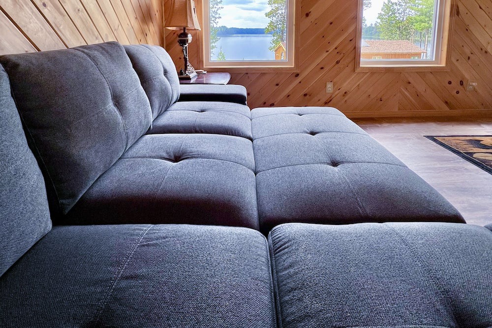 Photo of Livingroom in River Valley
