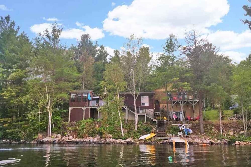 Photo of Outdoor in Addington Highlands