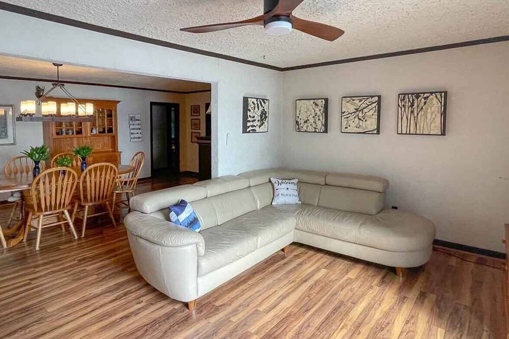 Photo of Bedroom in Addington Highlands