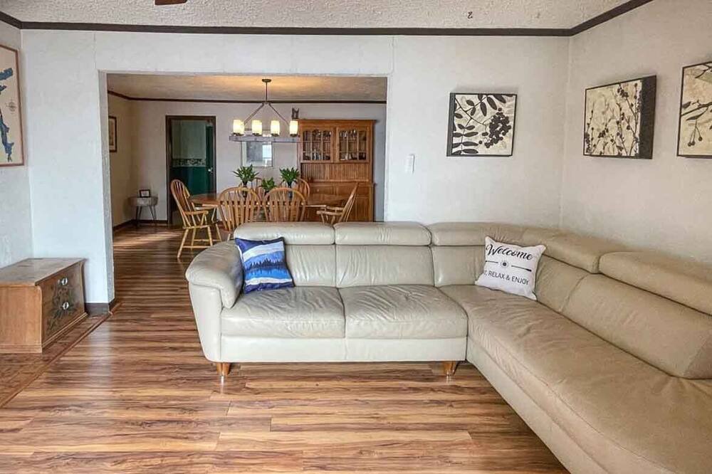 Photo of Bedroom in Addington Highlands