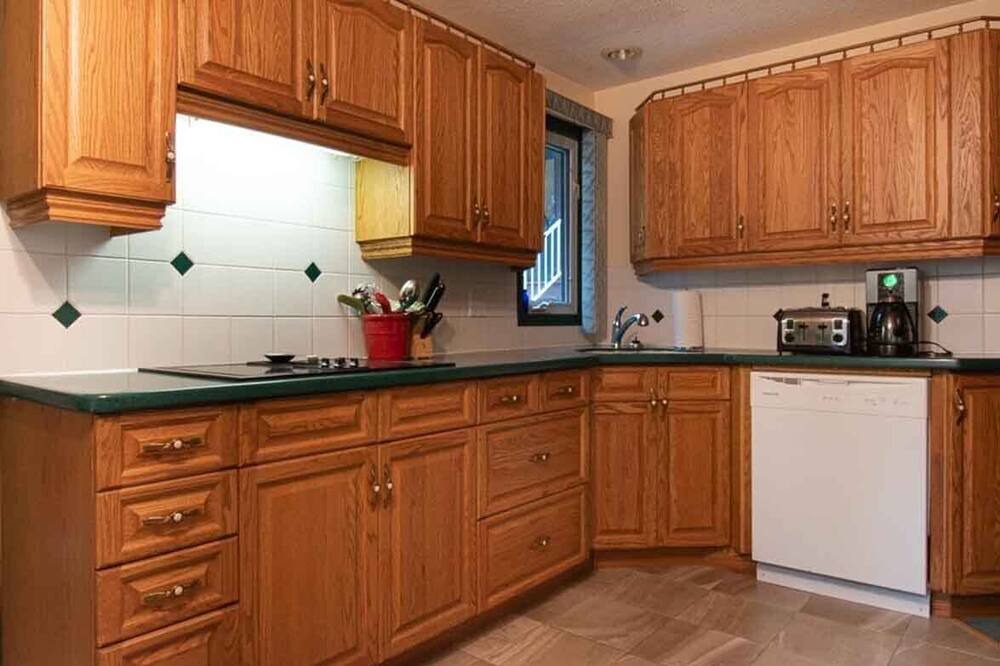 Photo of Kitchen in Addington Highlands