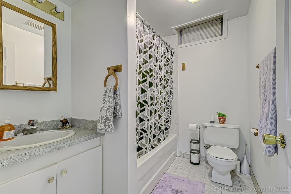 Photo of Bathroom in East Credit