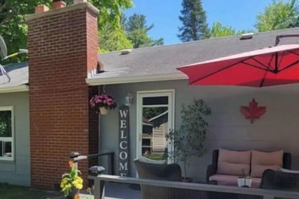 Photo of Patio Balcony in Kirkfield