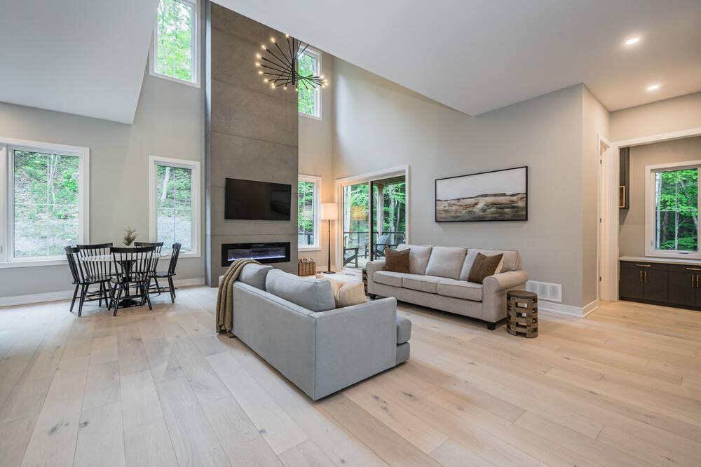 Photo of Livingroom in Kemble