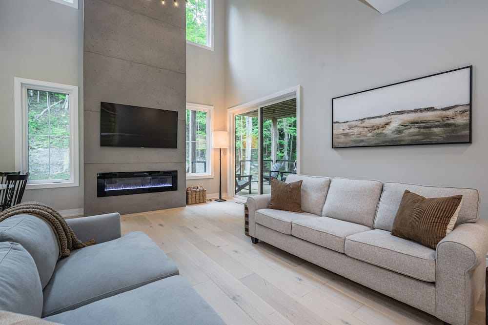 Photo of Livingroom in Kemble