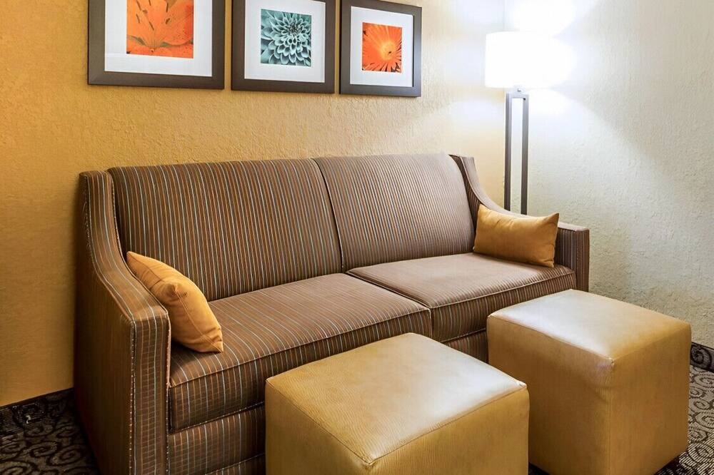 Photo of Livingroom in Ramsey