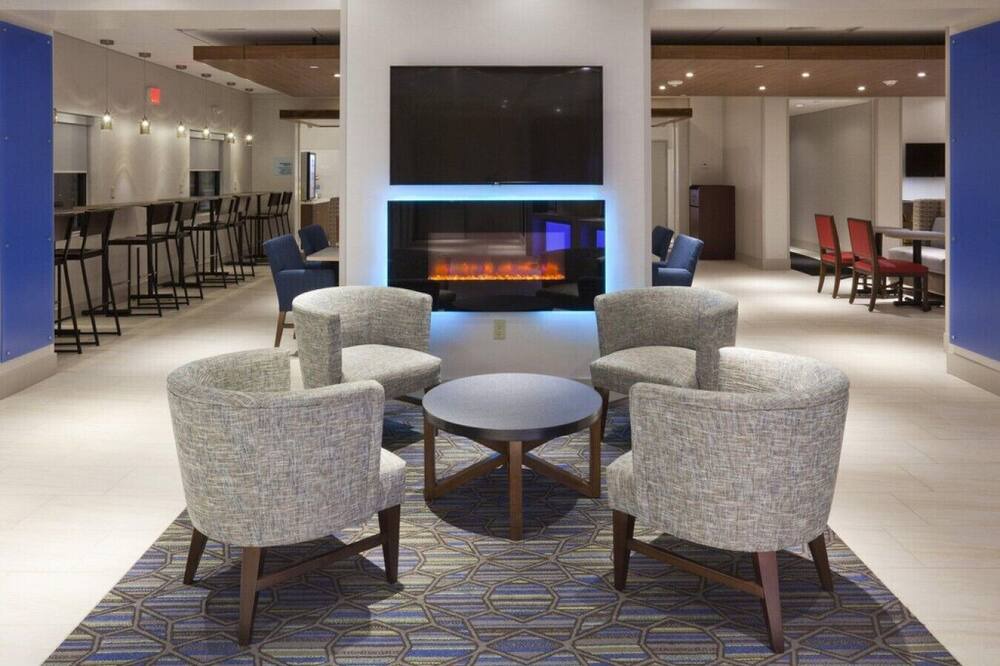 Photo of Livingroom in Roseville