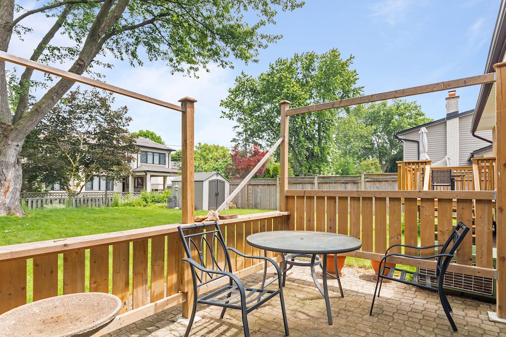 Photo of Outdoor in Clarkson-Lorne Park