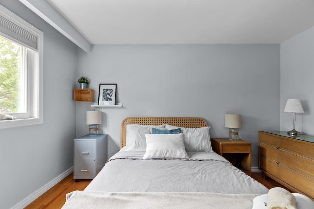 Photo of Bedroom in Clarkson-Lorne Park