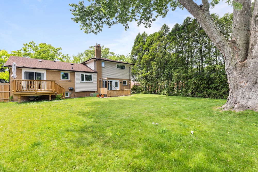 Photo of Outdoor in Clarkson-Lorne Park