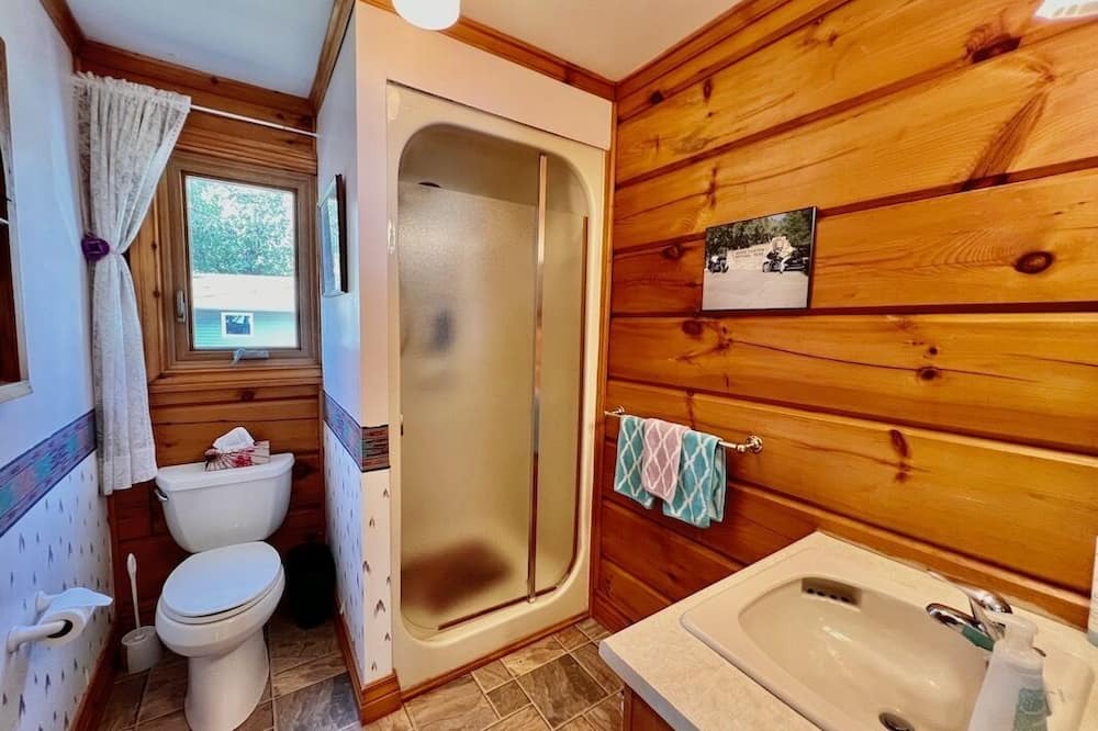 Photo of Bathroom in Catchacoma