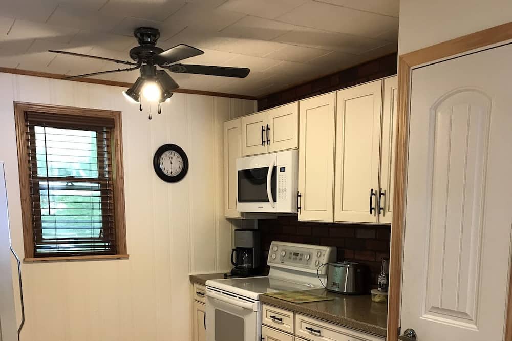 Photo of Kitchen in Roseneath